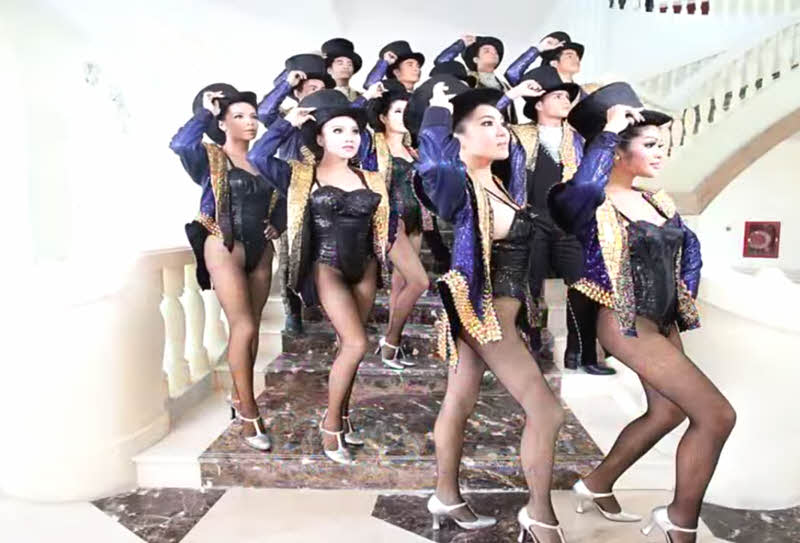 Colosseum Cabaret Show in Pattaya 1