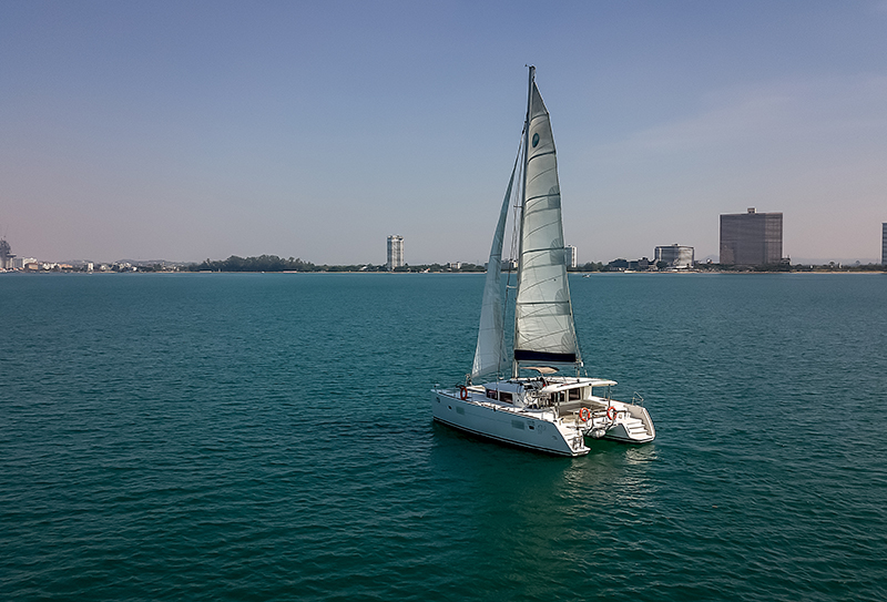 Sailing Yacht Lagoon in Pattaya 1