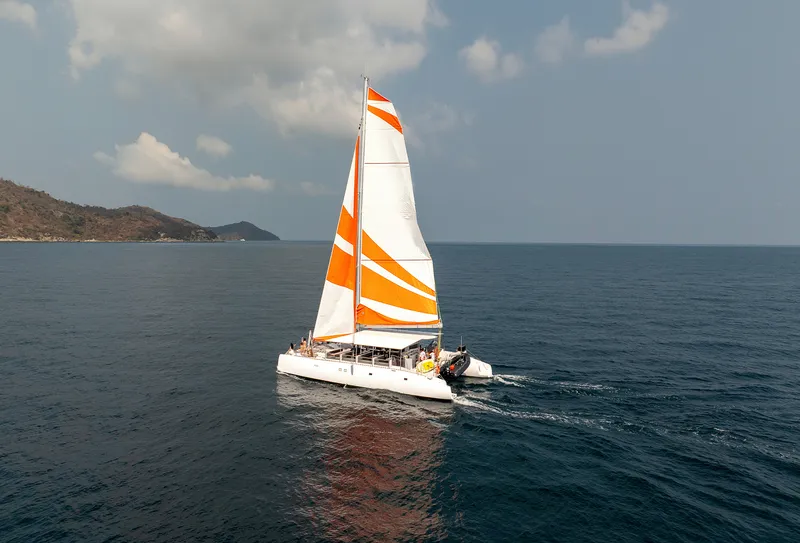 Tour Orange Sail Sailing Catamaran with transfer from Pattaya